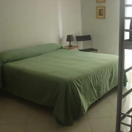 Cinquestelle Nápoles