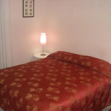 Cinquestelle Νάπολη